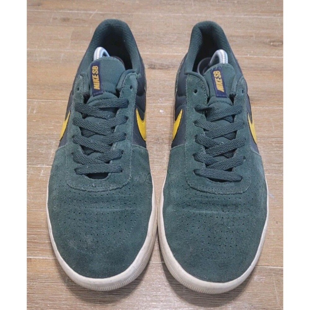 Nike SB Team Classic AH3360-300 Green Yellow Skate Shoes Men’s Size 11 Green Bay